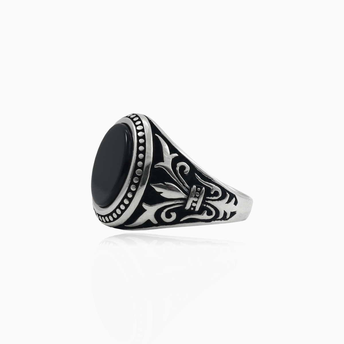 Ornament round ring man Rings Palmyra N.2