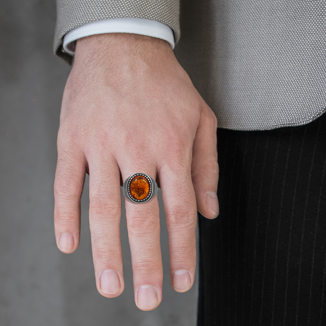 Symmetric amber ring man Rings Harmony N.3