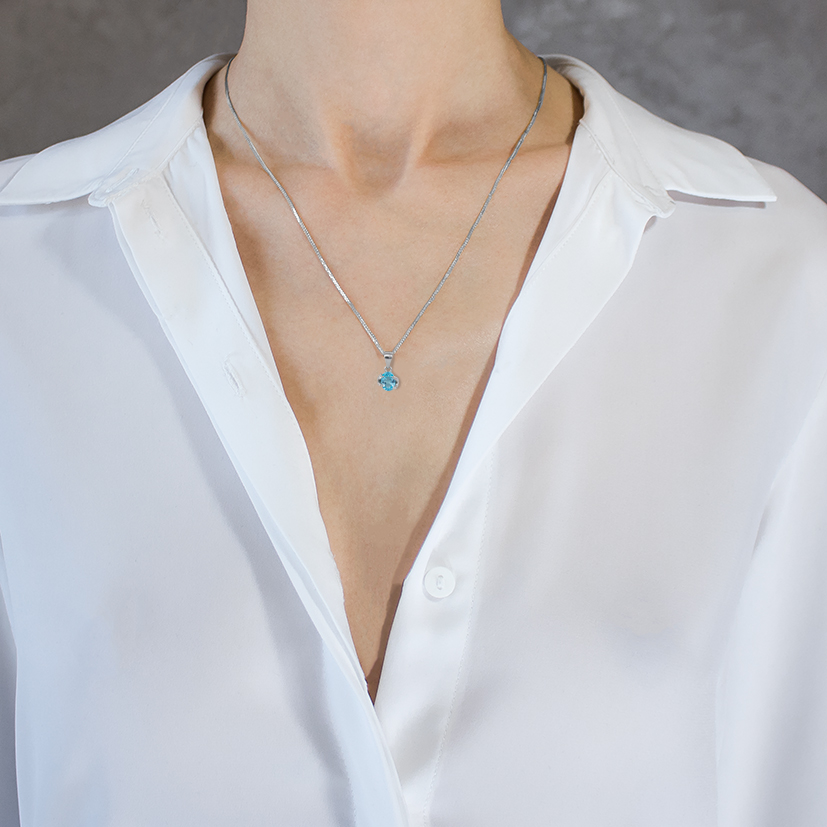 Protected topaz pendant woman Pendants Colorino N.2
