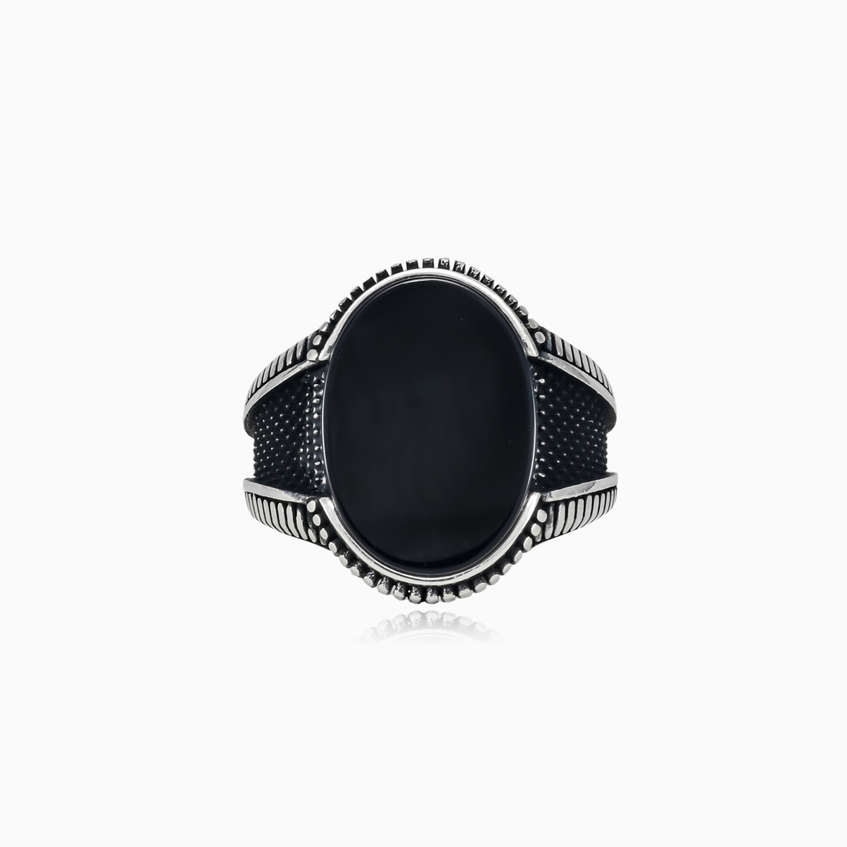 Oval oxidized onyx ring man Rings Detallado N.1