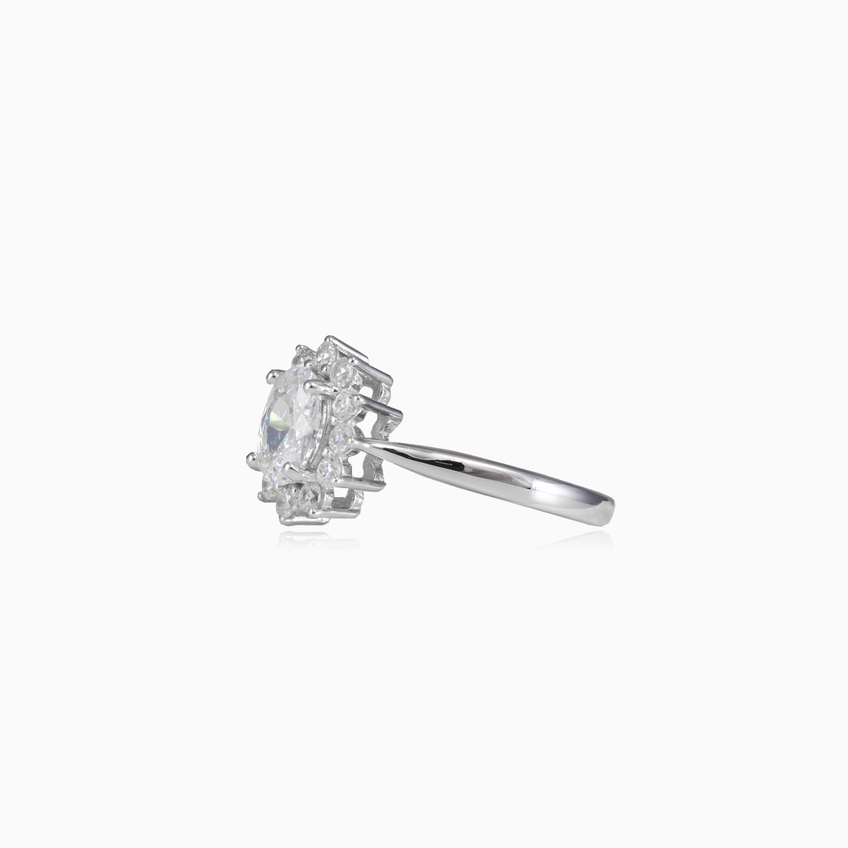 Royal crystal ring woman Rings Halo N.2