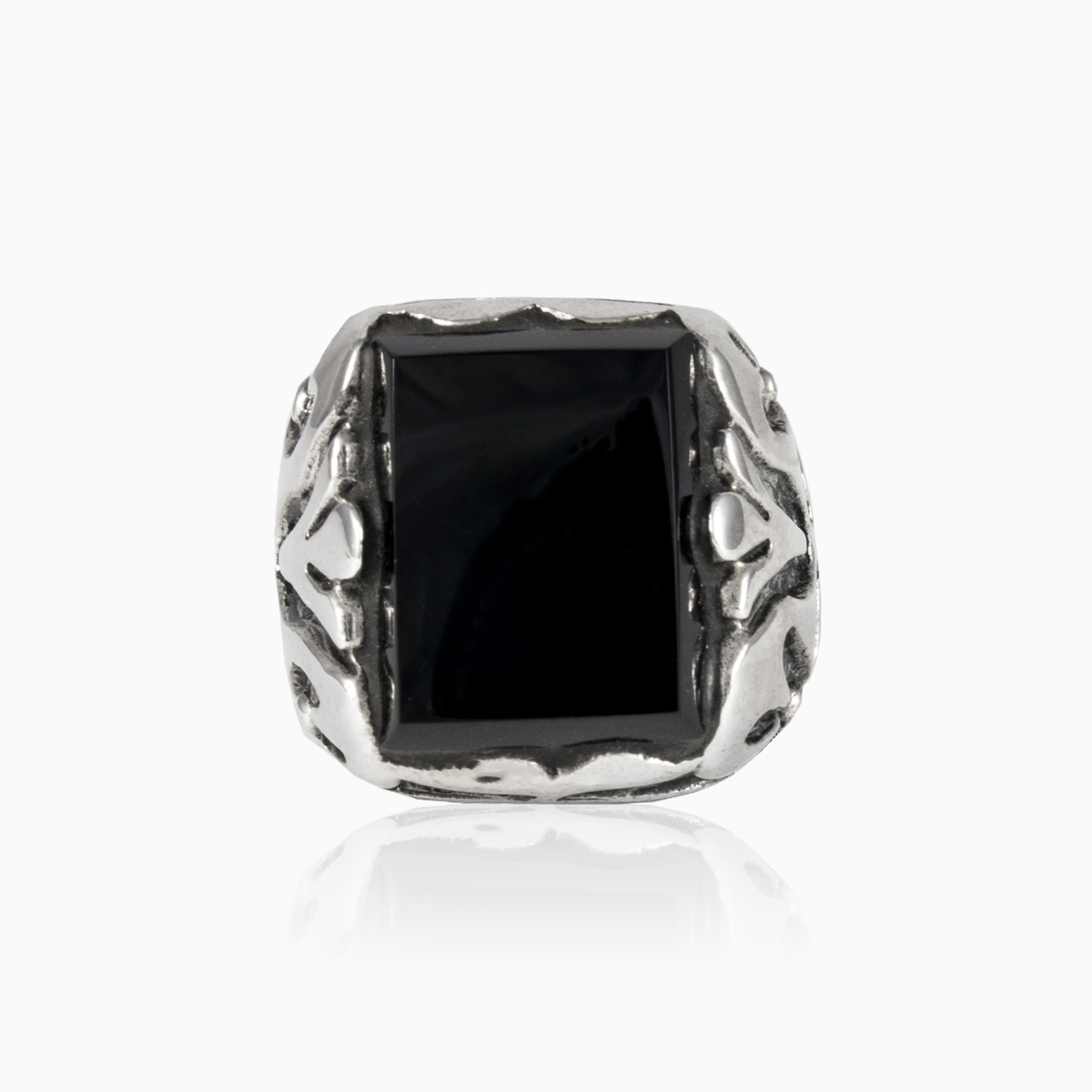 Handcrafted rectangle onyx man Rings Detallado N.1